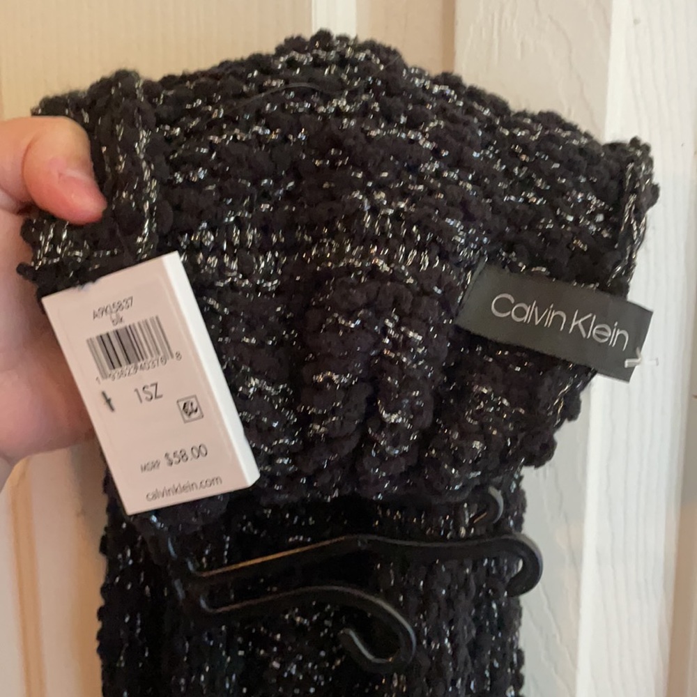 Scarf - Picture 2 of 2
